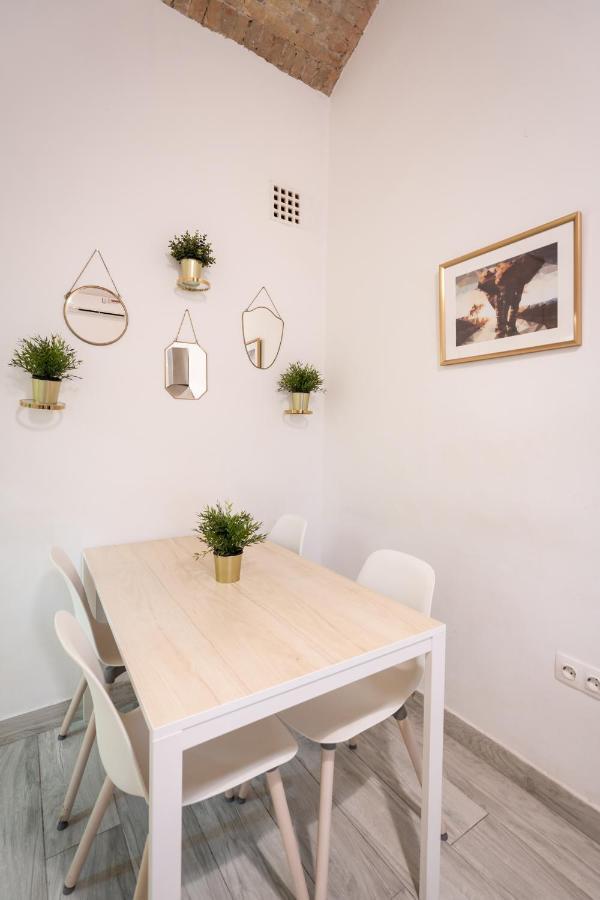 D20- Boutique Apartments, Best Location, By Bqa 布达佩斯 外观 照片
